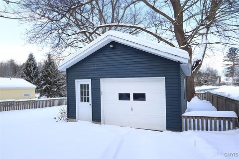 Tiny photo for 300 Cornwall Drive, DeWitt, NY 13214 (MLS # S1659789)