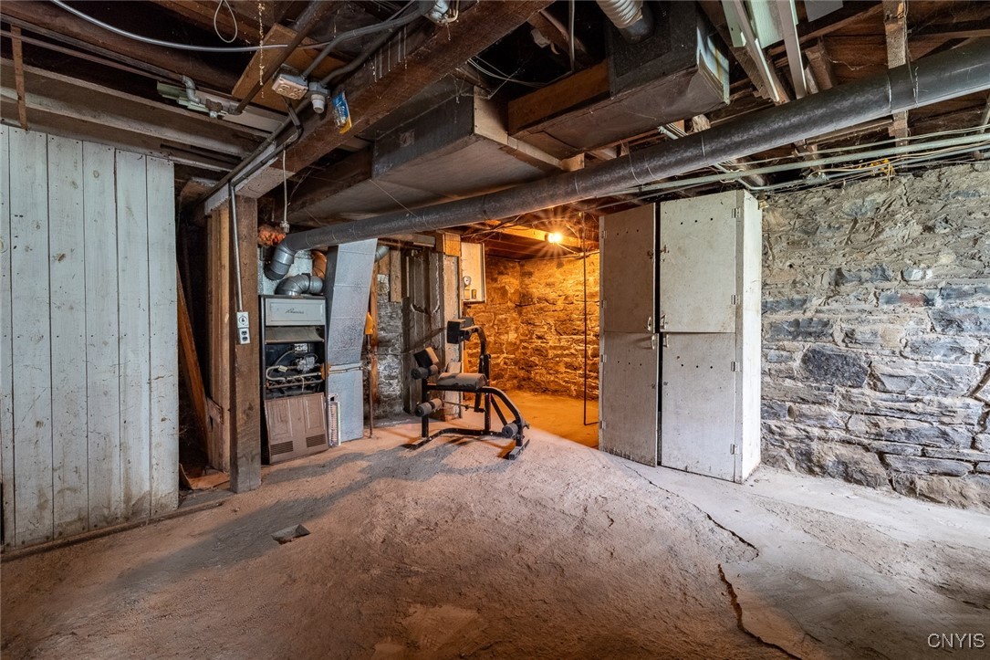 714 Valley Drive, Syracuse, New York image 26