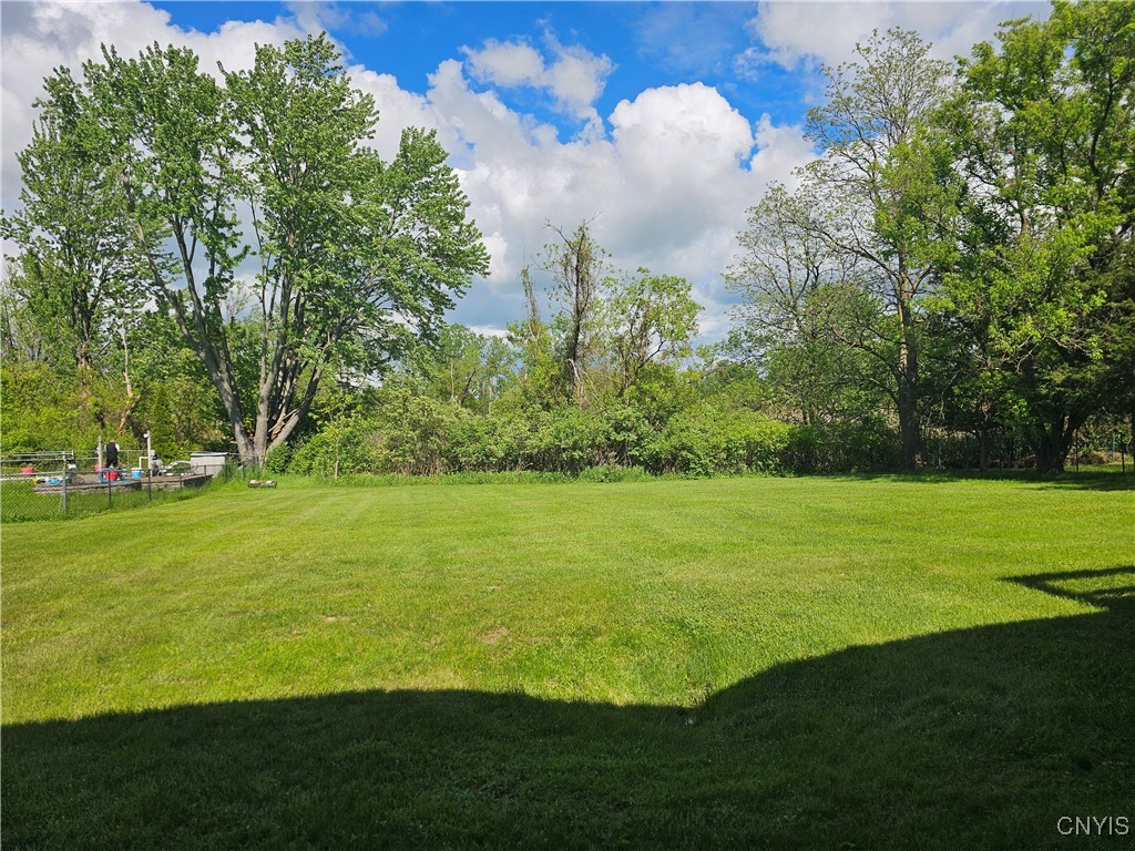 7742 Davis Road, Clay, New York image 21