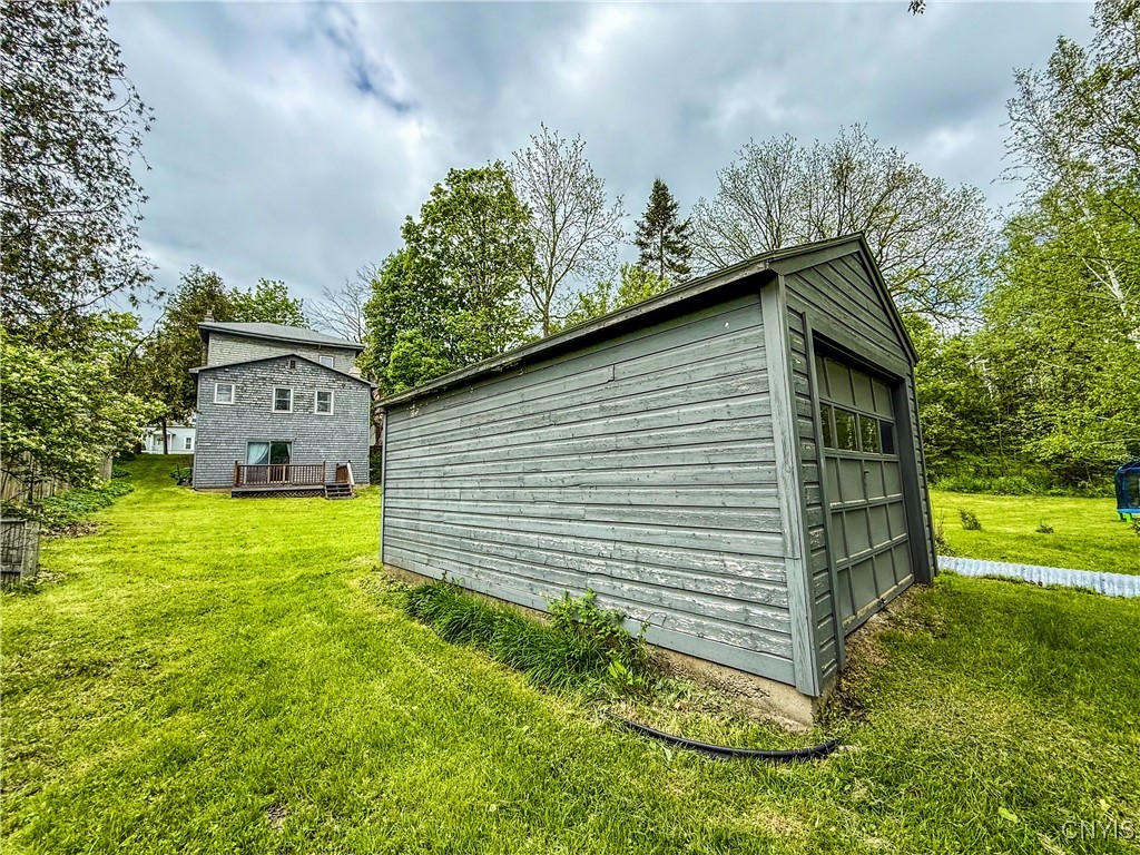 26 Farnham Street, Cazenovia, New York image 25