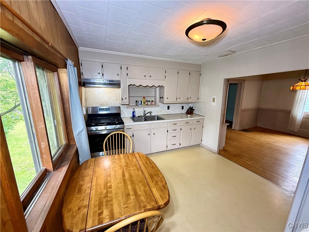 26 Farnham Street, Cazenovia, New York image 11