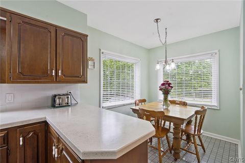 Tiny photo for 8 Lyndon Road, DeWitt, NY 13066 (MLS # S1682481)