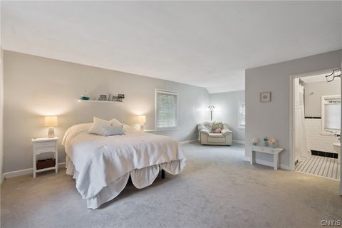 Tiny photo for 8 Lyndon Road, DeWitt, NY 13066 (MLS # S1682481)