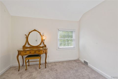 Tiny photo for 8 Lyndon Road, DeWitt, NY 13066 (MLS # S1682481)