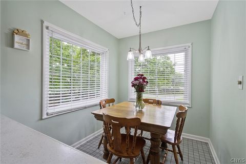 Tiny photo for 8 Lyndon Road, DeWitt, NY 13066 (MLS # S1682481)