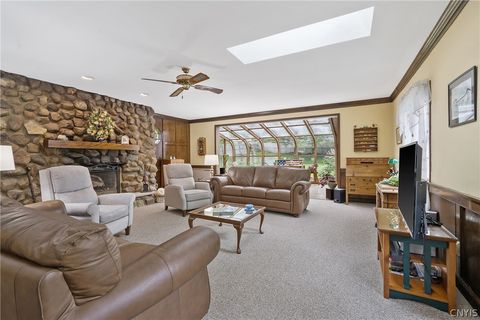 Tiny photo for 8 Lyndon Road, DeWitt, NY 13066 (MLS # S1682481)