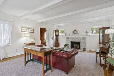 Tiny photo for 8 Lyndon Road, DeWitt, NY 13066 (MLS # S1682481)