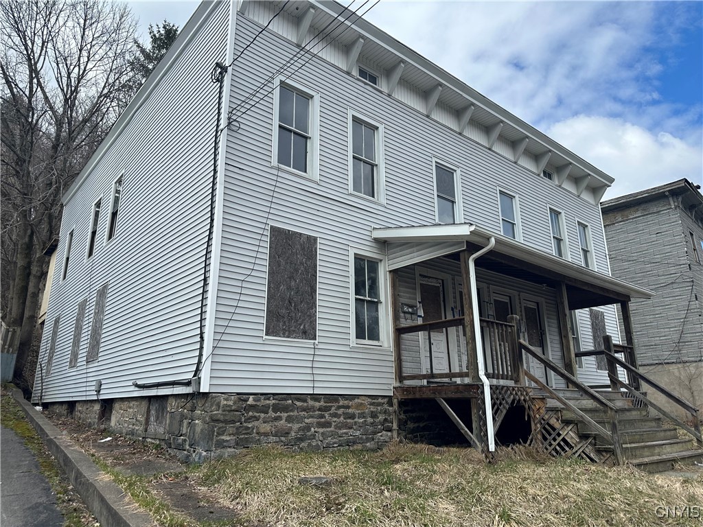 78 Furnace Street 76