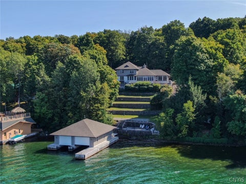 Homes For Sale - 38306 Windward Cliffs Ln<br/> Clayton, NY 13624
