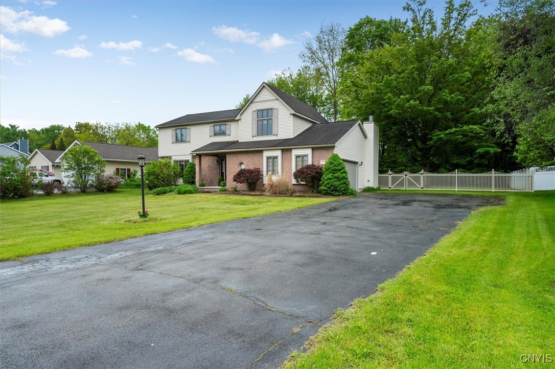 102 Briarwood Court, New Hartford, New York image 6