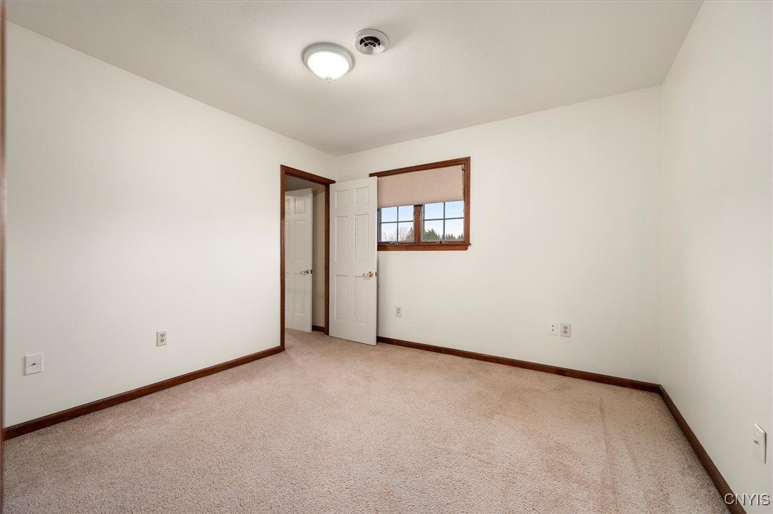 102 Briarwood Court, New Hartford, New York image 34
