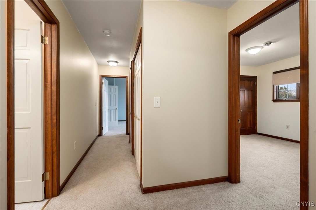 102 Briarwood Court, New Hartford, New York image 43