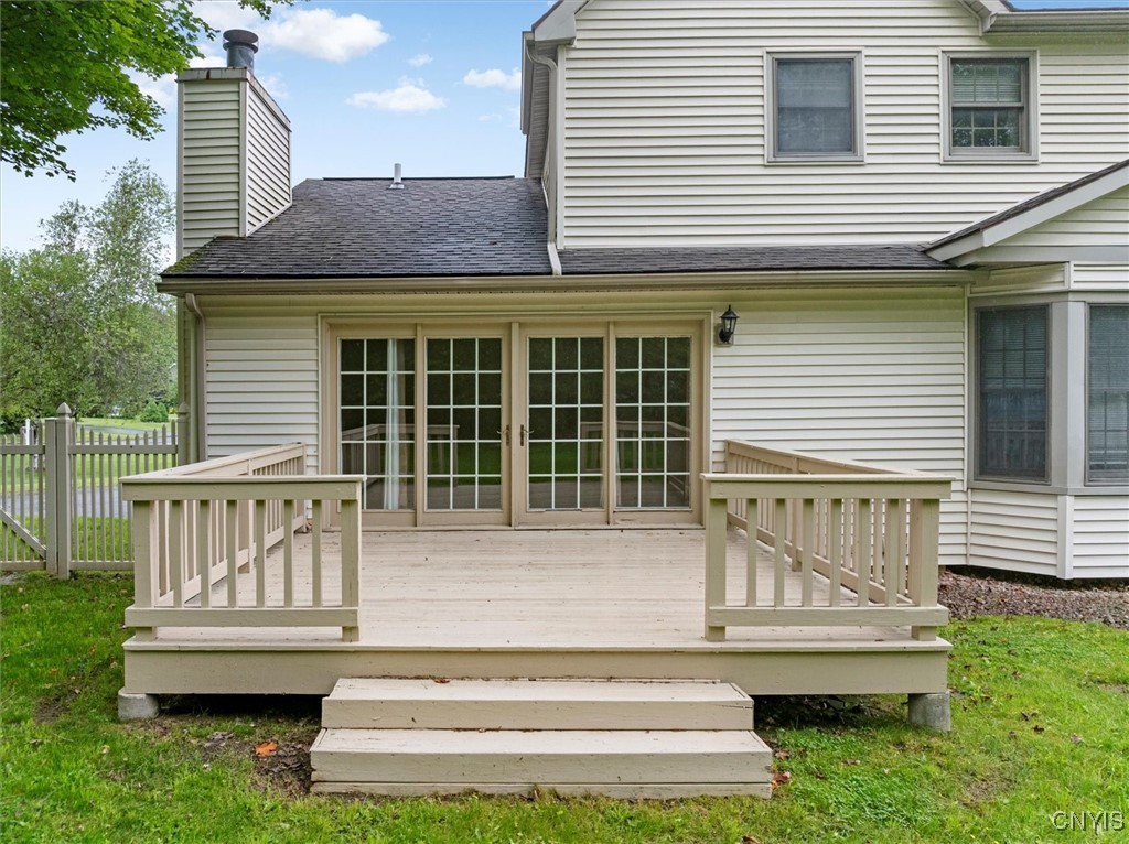 102 Briarwood Court, New Hartford, New York image 8