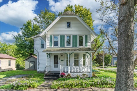 Homes For Sale - 145 Union Street<br/> Clayton, NY 13624