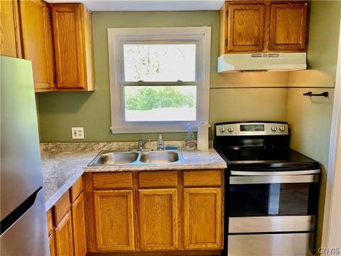 Tiny photo for 220 Roxann Avenue, Cicero, NY 13212 (MLS # S1708634)