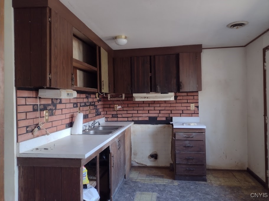 110 Pineview