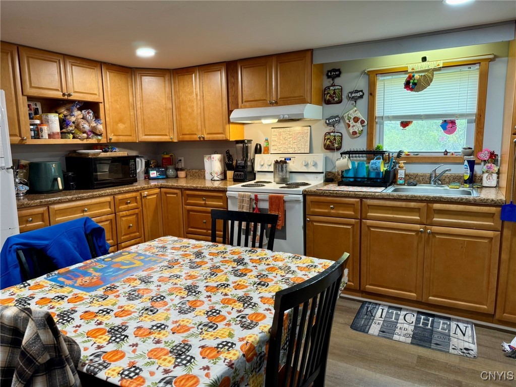 8212 State Route 294