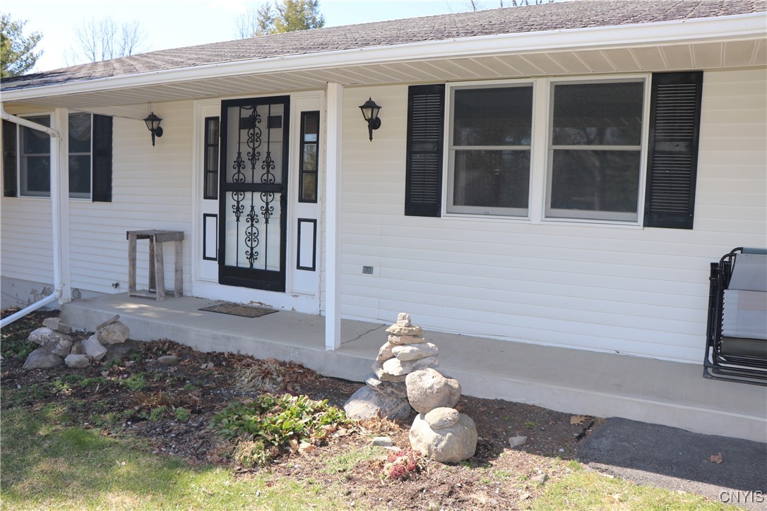 4930 Yeaworth Lane, Manlius, New York image 3