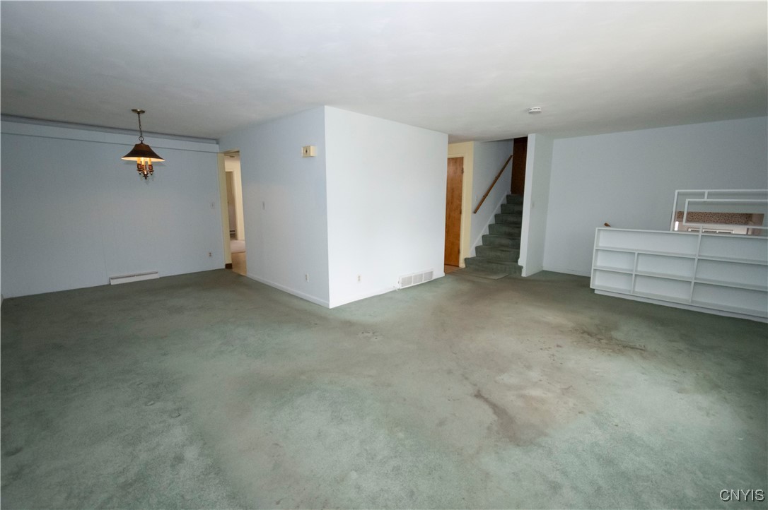 110 Locust Lane, Camillus, New York image 21