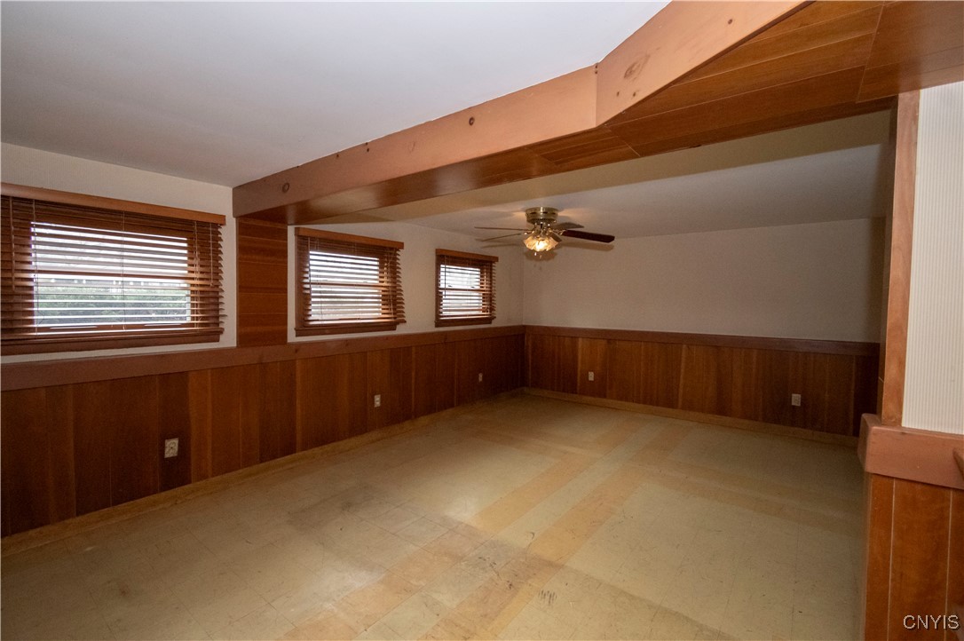 110 Locust Lane, Camillus, New York image 33