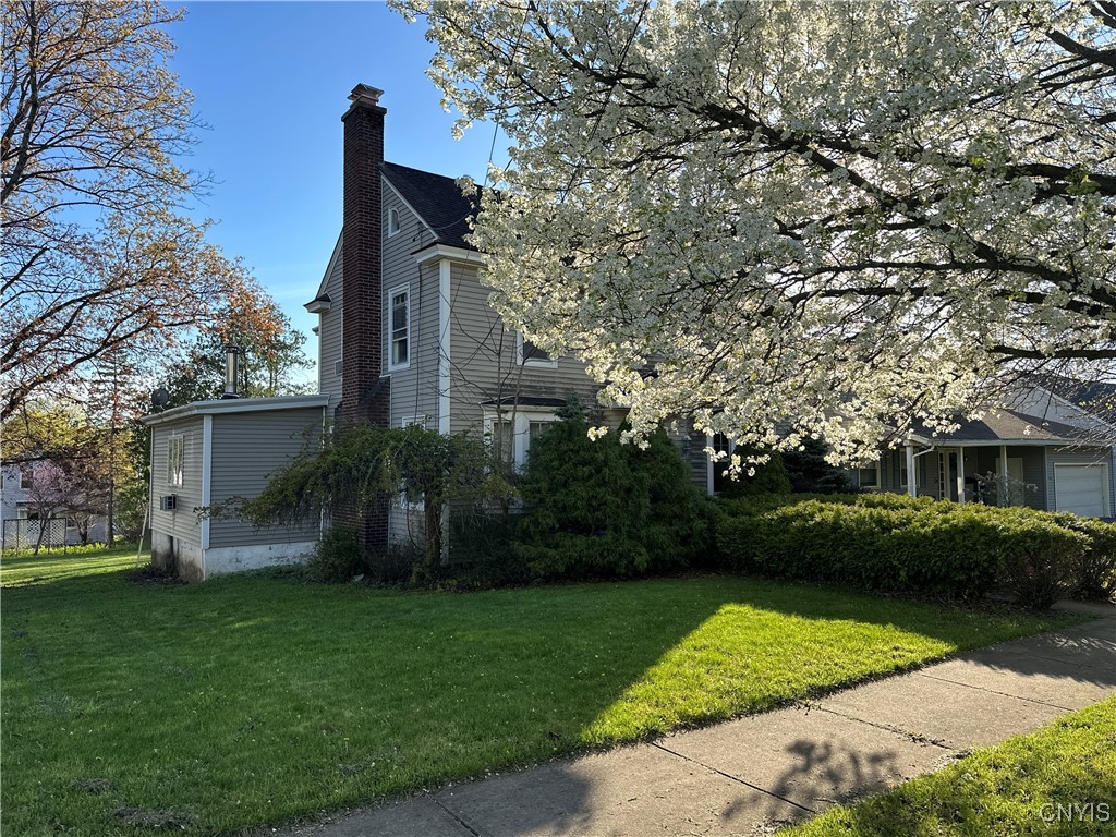 128 Higby Road, Utica, New York image 3