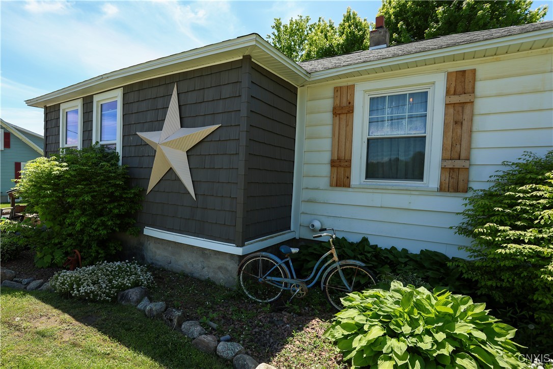 285 Clinton Street, Gouverneur, New York image 3
