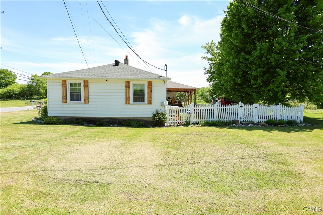 285 Clinton Street, Gouverneur, New York image 2