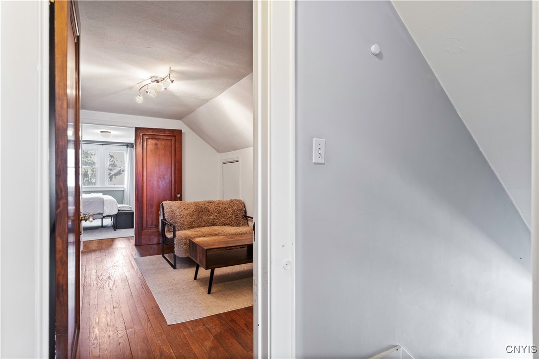 140 Homecroft Road, Syracuse, New York image 36