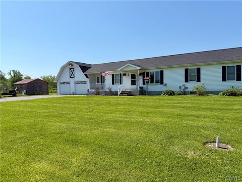 Photo of 42583 County Route 24, Antwerp, NY 13608 (MLS # S1684799)