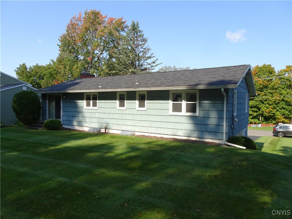 136 Northwood Way, Camillus, New York image 38