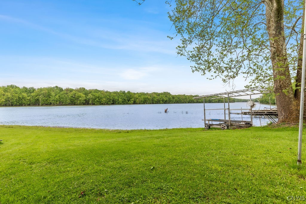 633 Eno Road, Elbridge, New York image 4