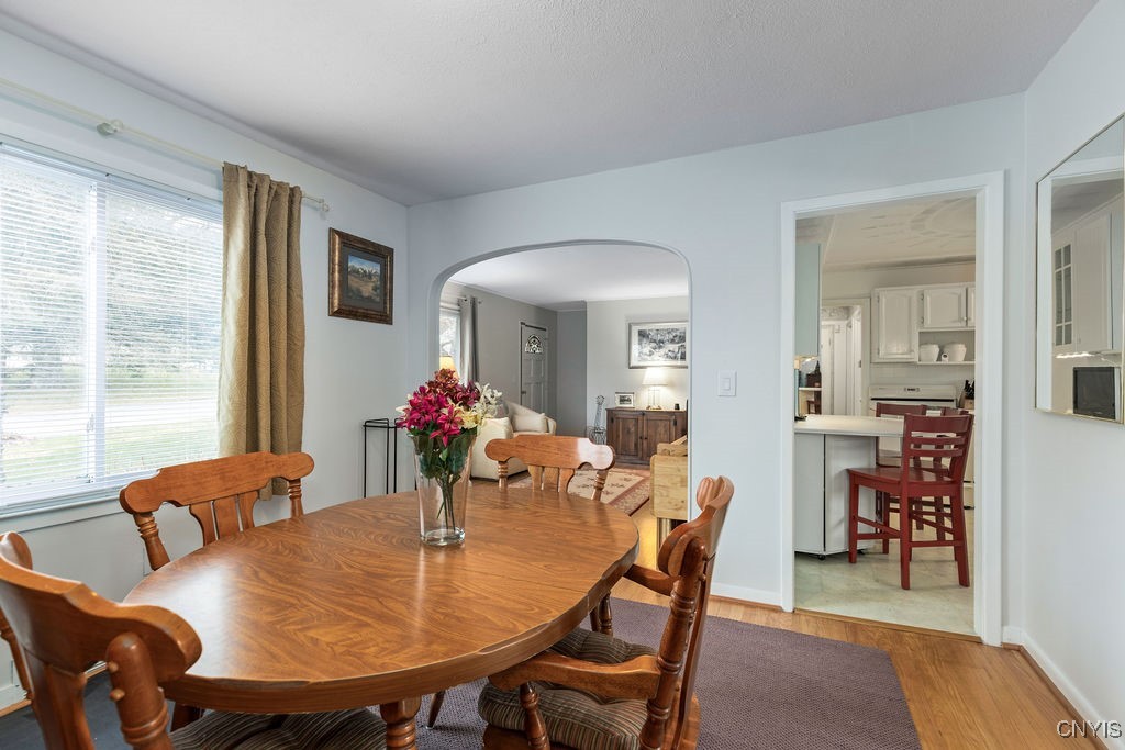 310 Glenview Parkway, Camillus, New York image 14