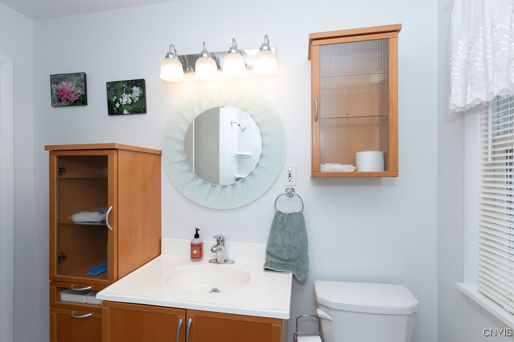 310 Glenview Parkway, Camillus, New York image 22