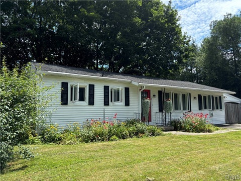 Homes For Sale - 1 Lebanon Drive<br/> Cortland, NY 13045