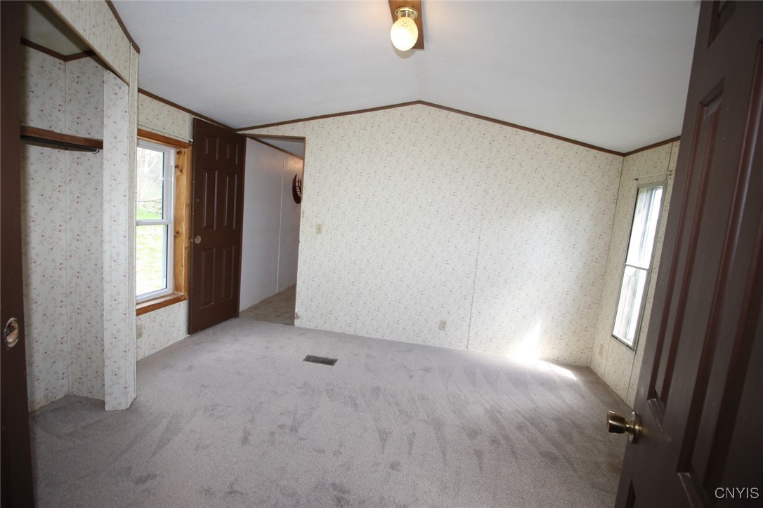 9487 Us Route 20, Bridgewater, New York image 15