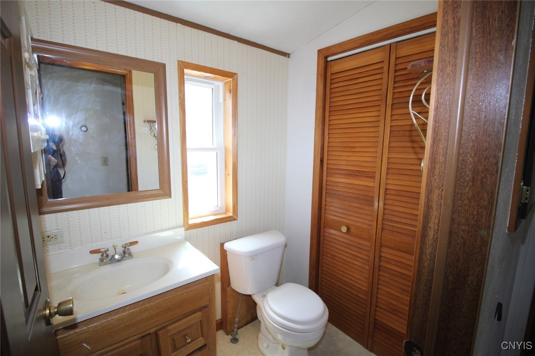 9487 Us Route 20, Bridgewater, New York image 16