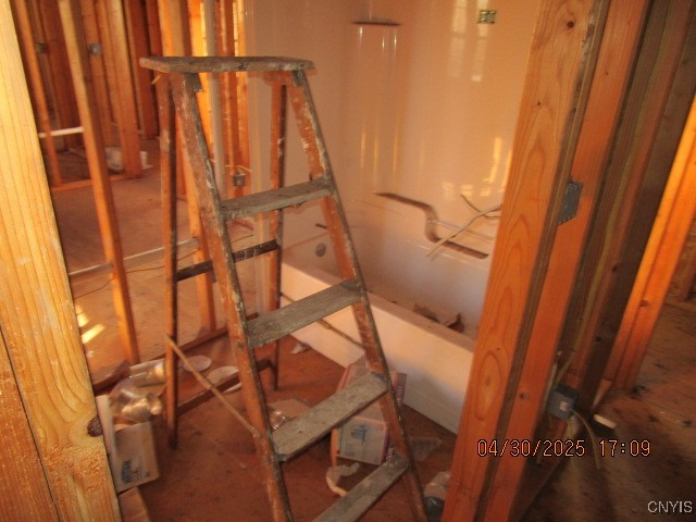 6996 Lakeshore Road, Cicero, New York image 10