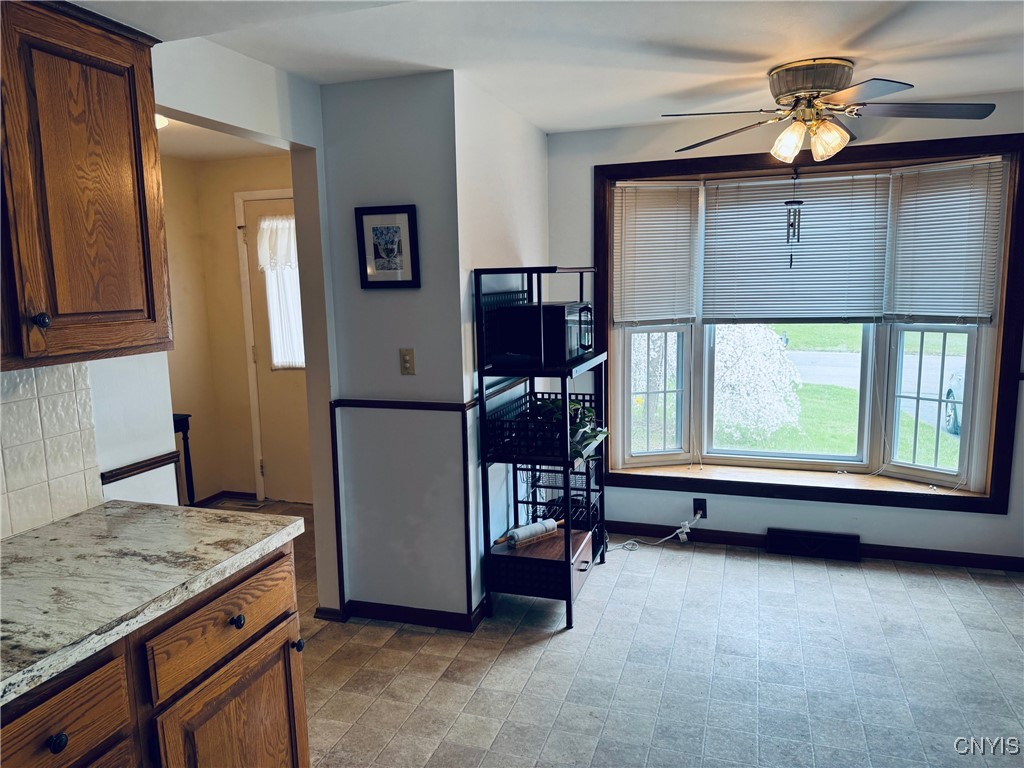 4771 Royal Meadow Drive, Clay, New York image 18