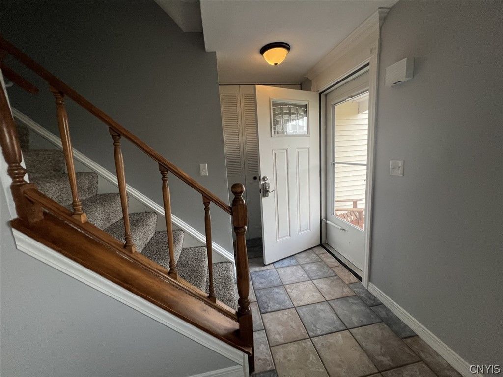 Photo of 10 Echodale Avenue, Lysander, NY 13027 (MLS # S1668665)