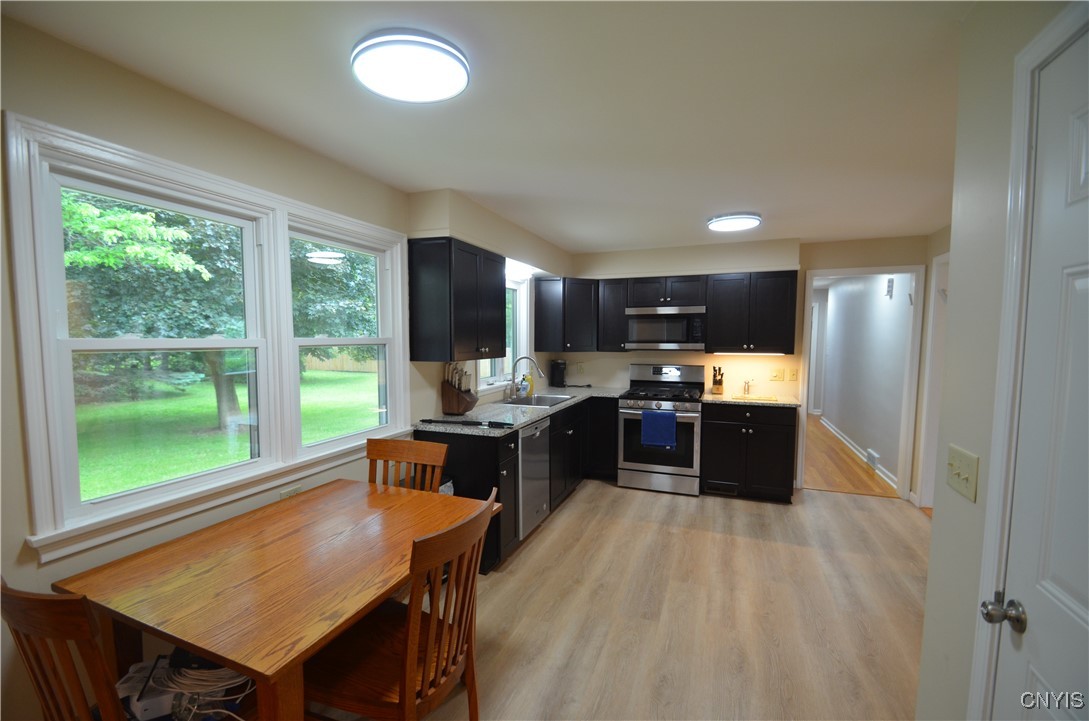 Manlius, New York 13066, United States, 3 Bedrooms Bedrooms, ,1 BathroomBathrooms,Residential,Active,149070