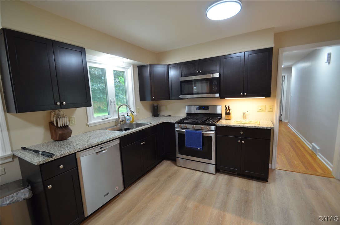 Manlius, New York 13066, United States, 3 Bedrooms Bedrooms, ,1 BathroomBathrooms,Residential,Active,149070