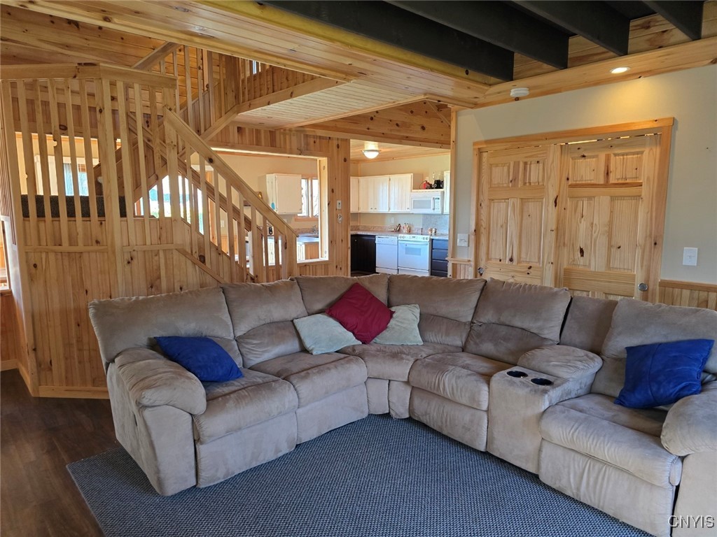 594 Wapoos Path, Elbridge, New York image 28