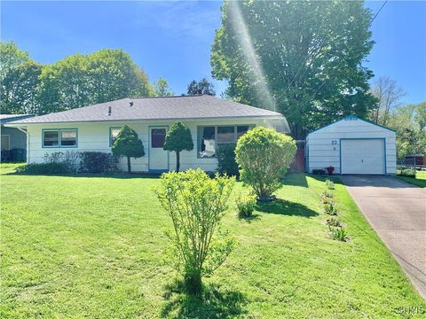 27 Arbor Drive New Hartford NY 13413