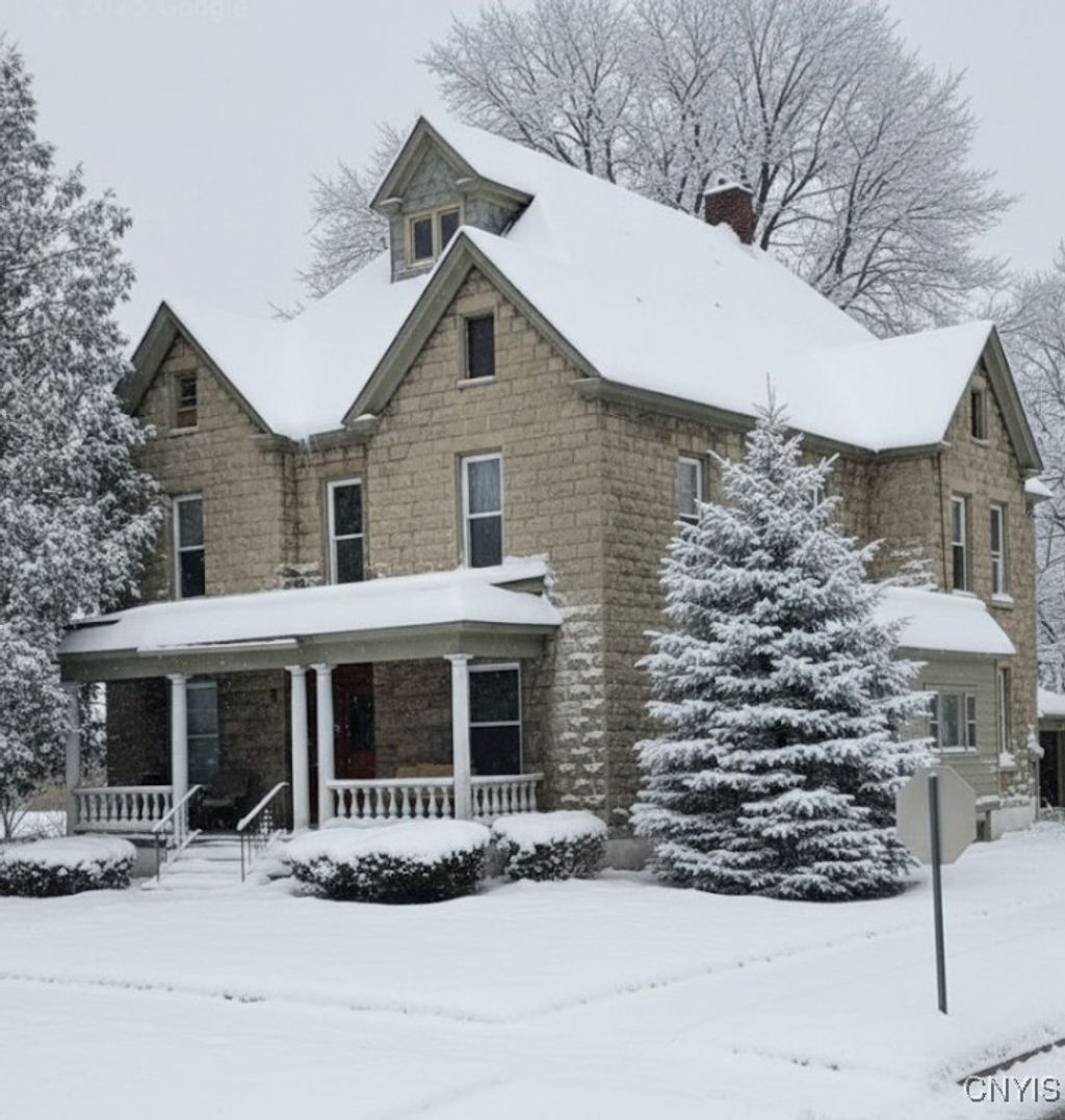 Photo of 146 Main Street, Whitestown, NY 13492 (MLS # S1653343)