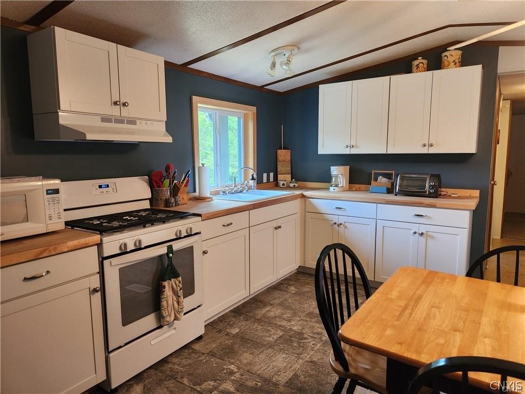 Lot 17 Evergreen Lake
