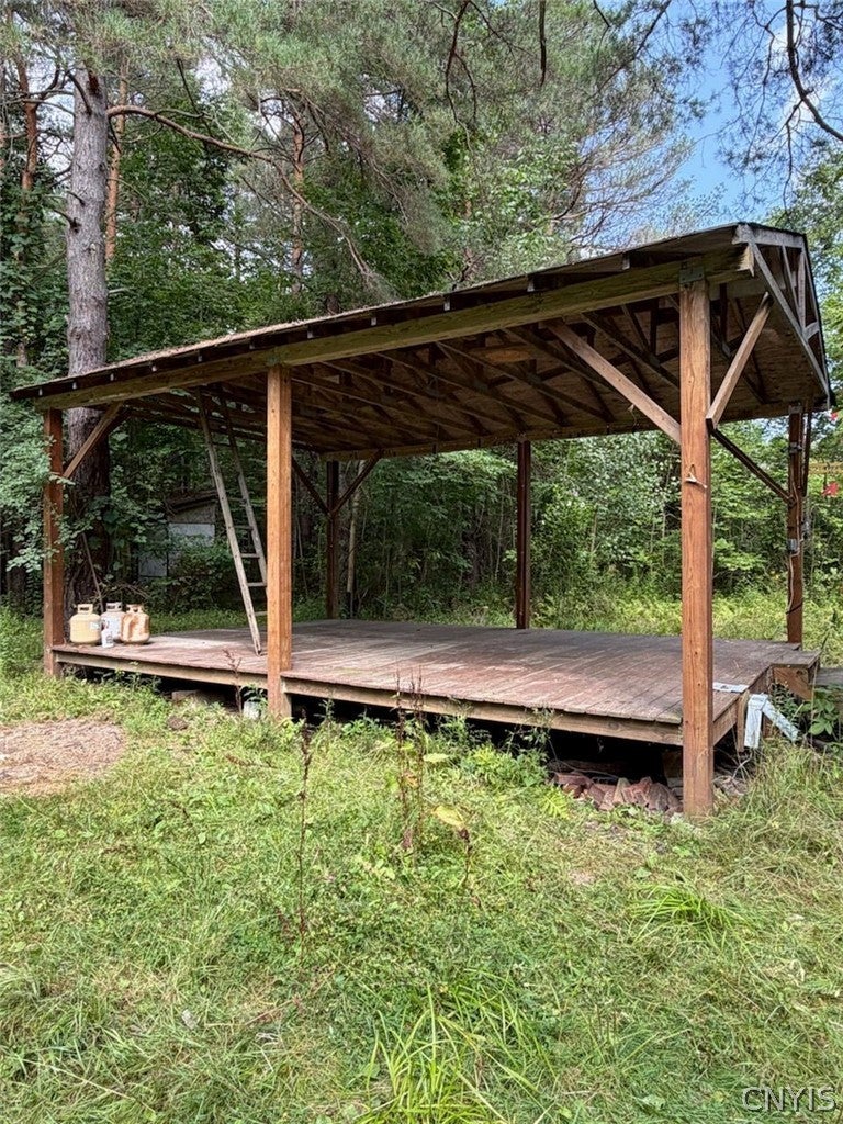 8086 Ross Road