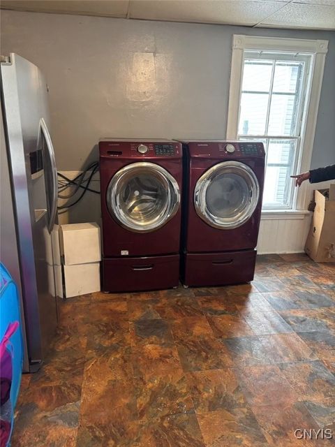 Tiny photo for 1002 Spring Street, Syracuse, NY 13208 (MLS # S1654823)