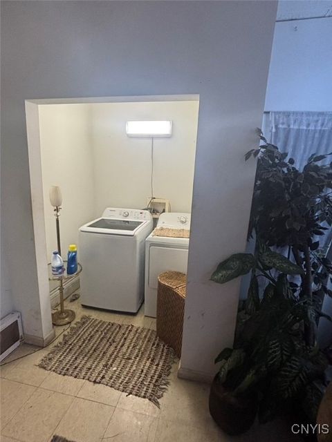 Tiny photo for 1002 Spring Street, Syracuse, NY 13208 (MLS # S1654823)