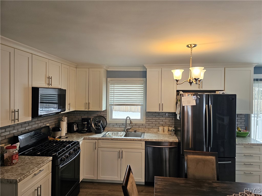 429 Linda View Lane, Utica, New York image 11