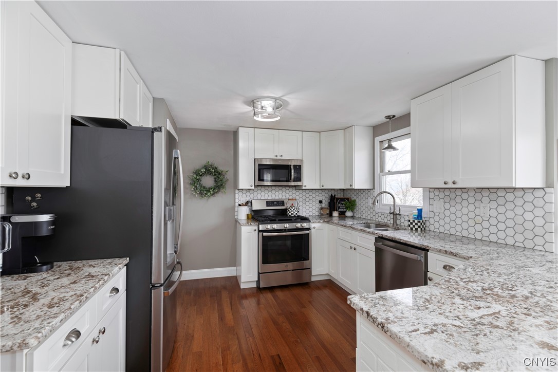6359 Jane Lane, Cicero, New York image 15